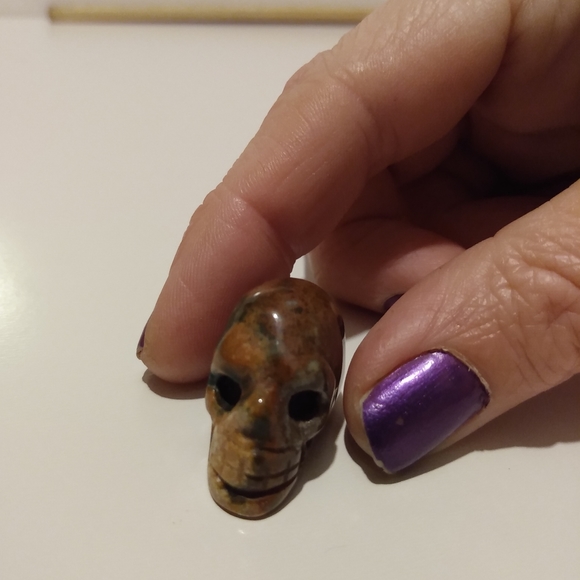 Skull carved in Ocean Jasper 12.2g - Picture 5 of 9